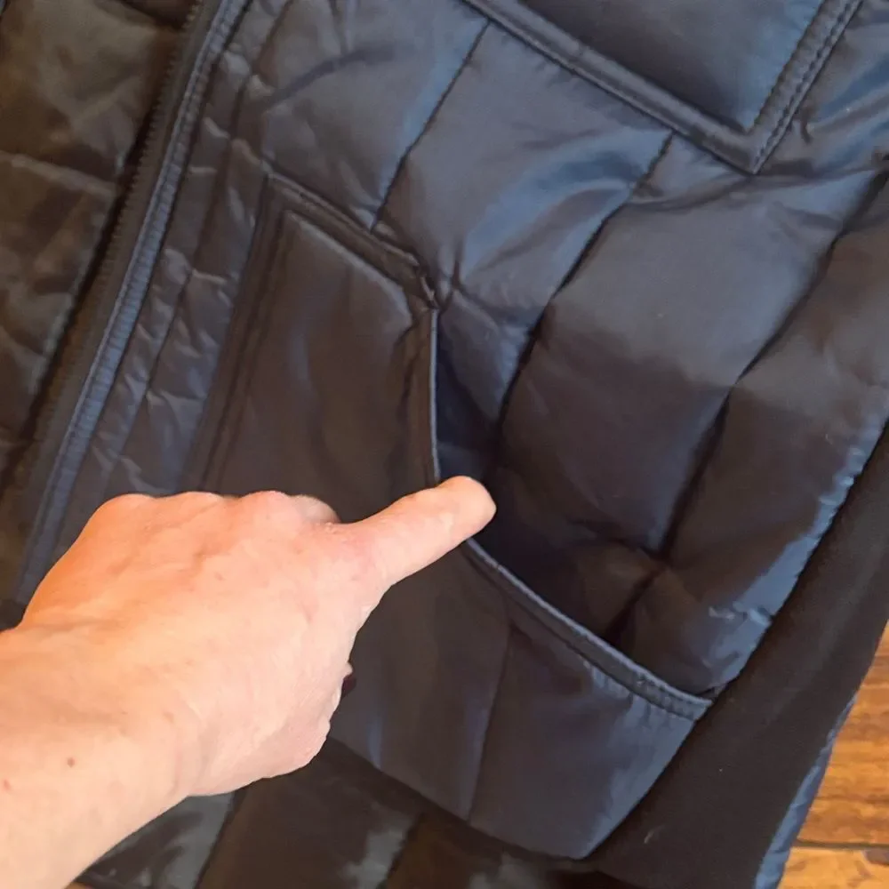 RefrigiWear Mens Navy and Black Quilted Vest
